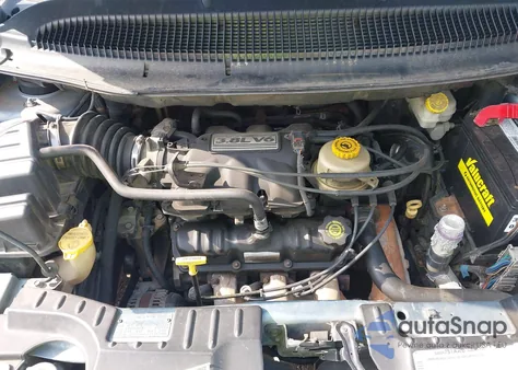 2003 Chrysler Town & Country Limited from USA, damaged, VIN 2C8GP64L23R202901